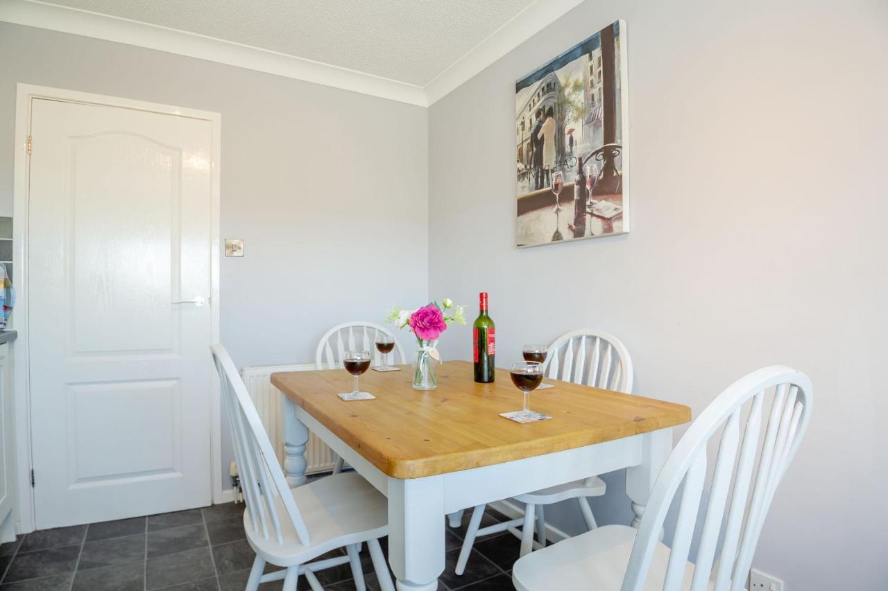 Cororion Cottage Benllech Esterno foto